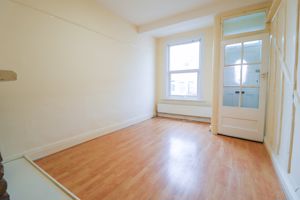 Living Room- click for photo gallery
